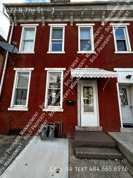 422 N 7th St in Lebanon, PA - Building Photo