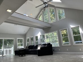 4867 Dean Ln SW in Lilburn, GA - Building Photo - Building Photo