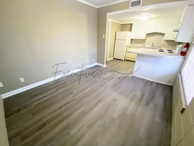 419 Clarence St in Lake Charles, LA - Building Photo - Building Photo