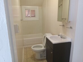 19-21-21 Taylor St in Bridgeton, NJ - Building Photo - Building Photo