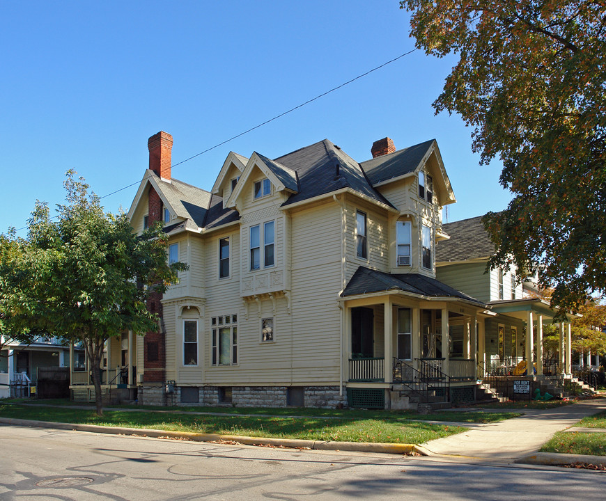 802 Wayne St in Sandusky, OH - Foto de edificio