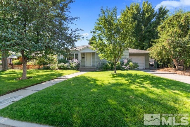 1530 Allen St in Reno, NV - Building Photo - Building Photo