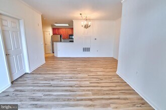 21216 McFadden Square in Sterling, VA - Building Photo - Building Photo