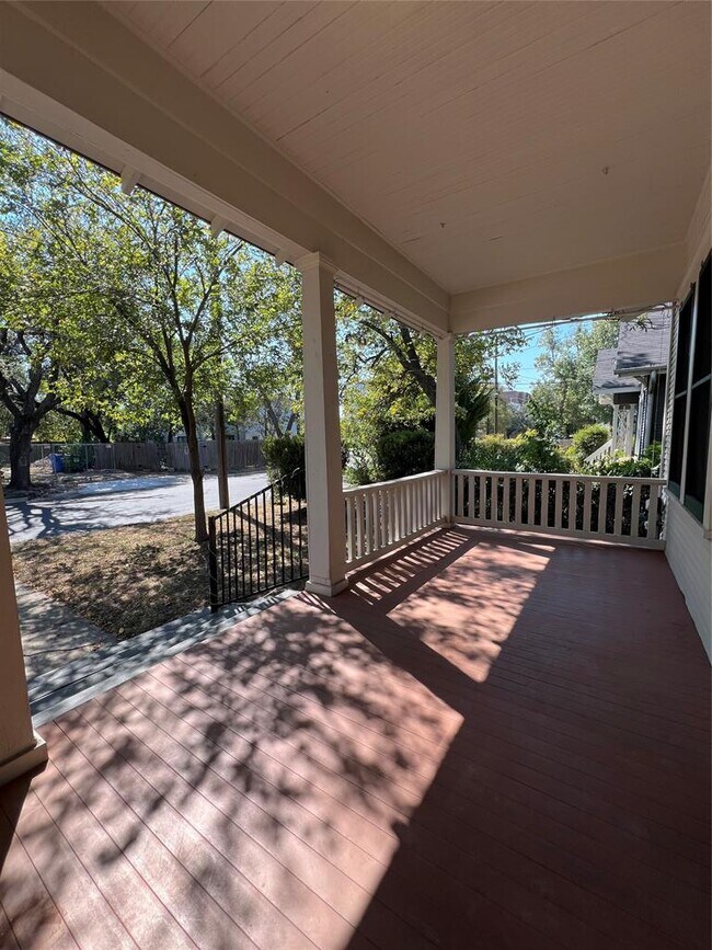 3708 Harmon Ave in Austin, TX - Building Photo - Building Photo