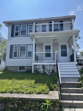 43 Pequossette St, Unit #1 in Watertown, MA - Building Photo - Building Photo