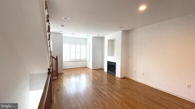 524 15th St SE in Washington, DC - Building Photo - Building Photo