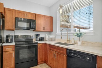 724 Kakala St in Kapolei, HI - Building Photo - Building Photo