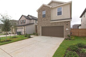 212 Turnbuckle Bnd in Leander, TX - Building Photo - Building Photo