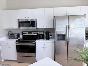 2865 Cypress Trace Cir in Naples, FL - Building Photo - Building Photo