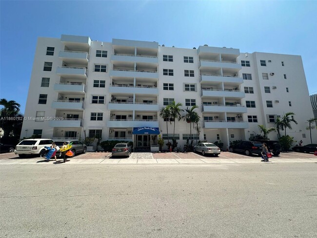 2900 Banyan St in Fort Lauderdale, FL - Building Photo - Building Photo