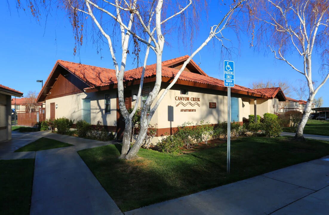 Canyon Creek Apartments Photo