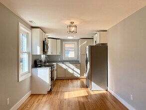 403 E Hammond St in Durham, NC - Building Photo - Building Photo