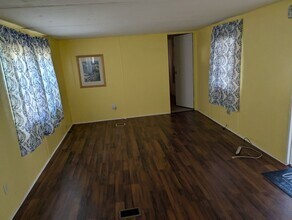 51 Tyner Dr in Elizabethtown, NC - Building Photo - Building Photo