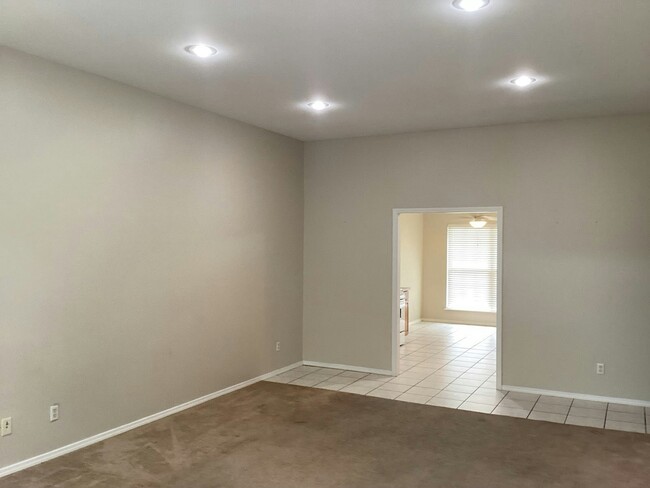 property at 5408 S Y St