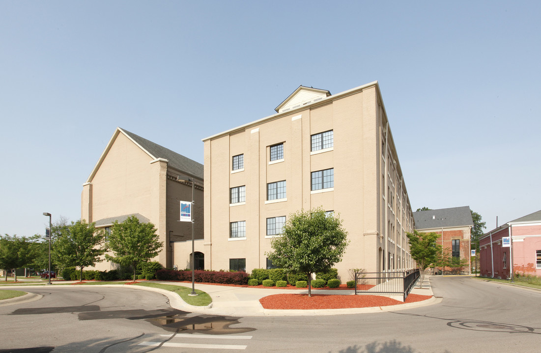 Armory Arts Apartments in Jackson, MI - Building Photo