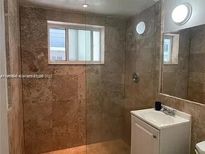 320 86th St in Miami Beach, FL - Building Photo - Building Photo