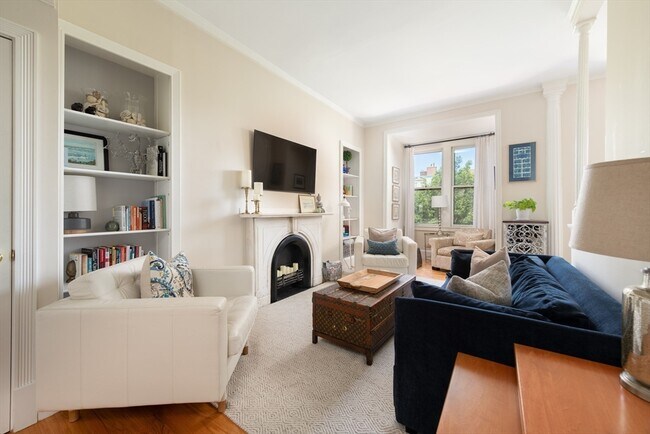 84 Commonwealth Ave in Boston, MA - Building Photo - Building Photo