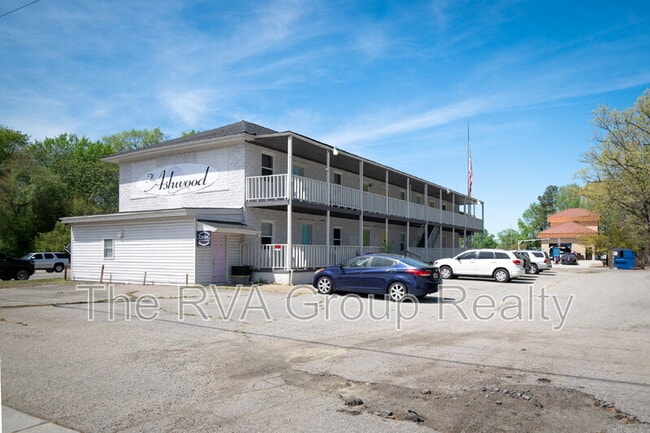 3805 Woodlawn St in Hopewell, VA - Building Photo - Building Photo