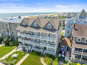 4 Webb Ave in Ocean Grove, NJ - Building Photo - Building Photo