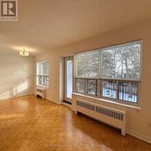 28 Upper Canada Dr in Toronto, ON - Building Photo - Building Photo