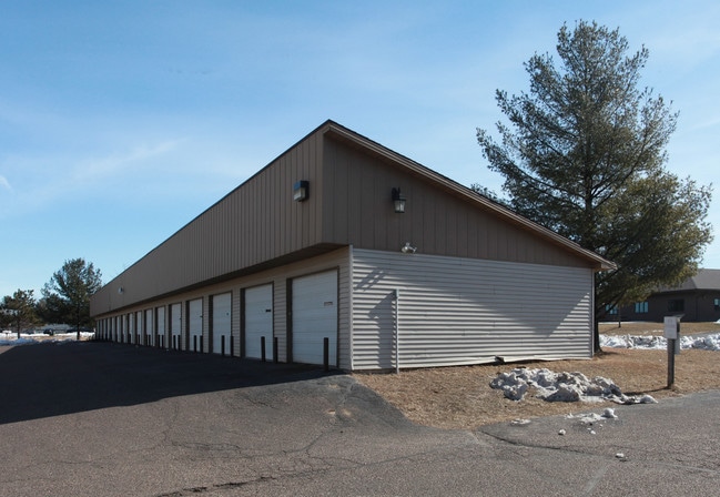 Town Edge Apartments in Menomonie, WI - Foto de edificio - Building Photo