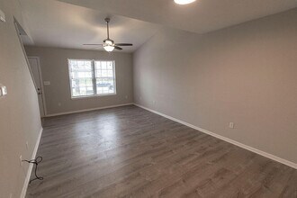 5313 Currituck Ln in Columbia, MO - Building Photo - Building Photo