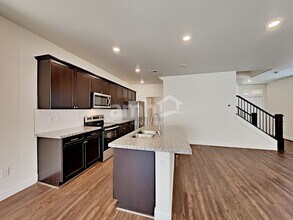 4725 Tire Swing St in North Las Vegas, NV - Building Photo - Building Photo