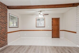 1010 N Lavon Ave in Kissimmee, FL - Building Photo - Building Photo