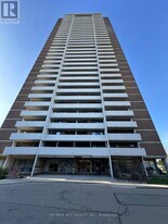 10 Tangreen Ct in Toronto, ON - Building Photo