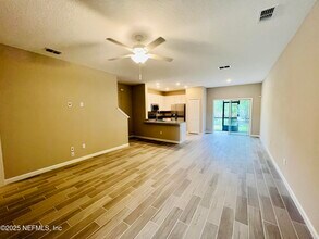 2657 Sandy Dune Dr in Jacksonville, FL - Building Photo - Building Photo