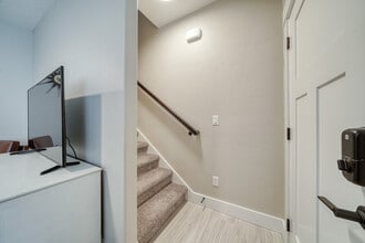 712 S Saturn Ave in Idaho Falls, ID - Building Photo - Building Photo