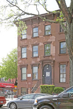 428 Marcus Garvey Blvd in Brooklyn, NY - Building Photo - Building Photo