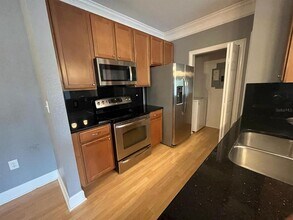 5483 Vineland Rd, Unit 10309 in Orlando, FL - Foto de edificio - Building Photo