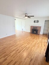 1004 W Charlotte Ave in Bremerton, WA - Building Photo - Building Photo