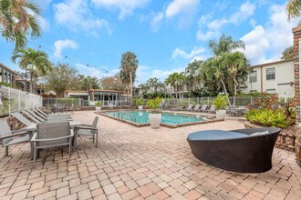 4401 W Kennedy Blvd in Tampa, FL - Building Photo - Building Photo