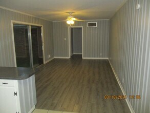 1909 E Lakeridge Dr in Albany, GA - Building Photo - Building Photo