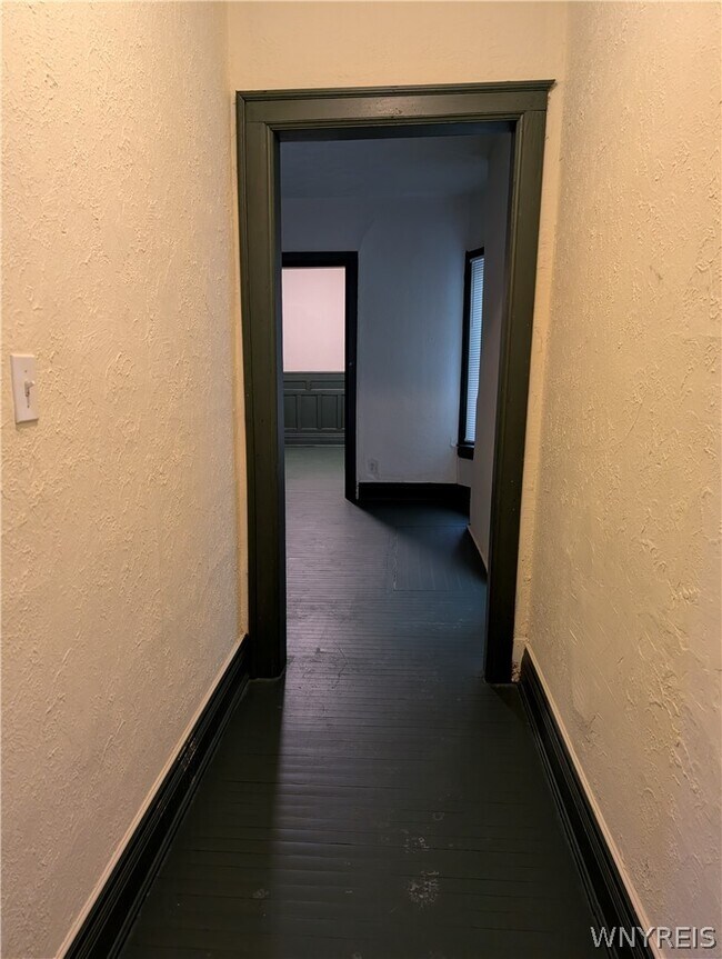 67 Barton St in Buffalo, NY - Building Photo - Building Photo