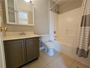 518 Ten Point Ln in Cranberry Township, PA - Building Photo - Building Photo