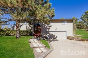 18350 Knollwood Blvd in Monument, CO - Building Photo