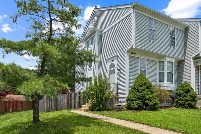 11300 Golden Eagle Pl in Waldorf, MD - Building Photo
