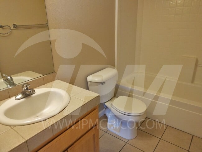 583 Morgan Dr in Chico, CA - Building Photo - Building Photo