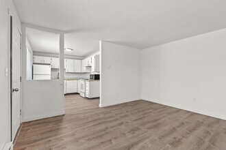 1212-1214 E Boyd Ave in Coeur d'Alene, ID - Building Photo - Building Photo