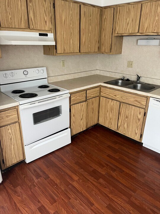 1212 W Main St, Unit 1212 - D in Festus, MO - Building Photo