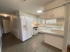 7001 Geneva Ave in Lubbock, TX - Building Photo - Building Photo