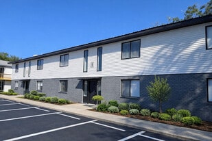 The Waypoint in Pensacola, FL - Building Photo