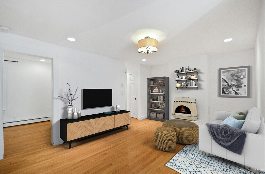 29 S Eckar St in Irvington, NY - Building Photo