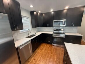315 W Prospect Ave in Mount Prospect, IL - Building Photo - Building Photo