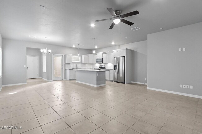 4557 Mark Avizo in El Paso, TX - Building Photo - Building Photo