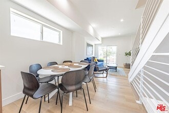5637 Klump Ave, Unit Front unit in North Hollywood, CA - Building Photo - Building Photo