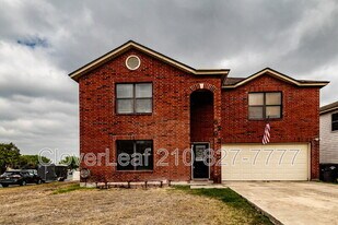 6203 Lakeview Dr. in San Antonio, TX - Building Photo